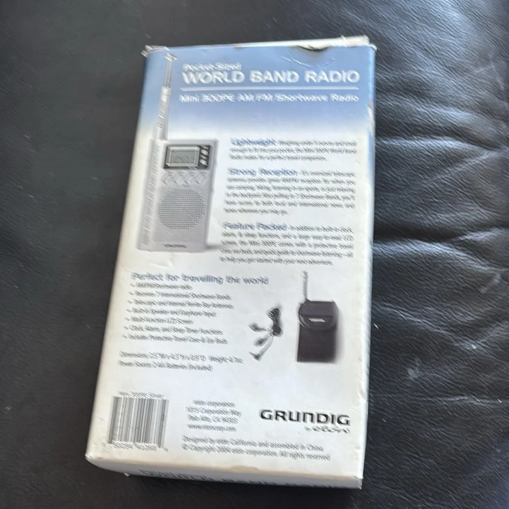 NIB-SHORT WAVE RADIO - Picture 2 of 6